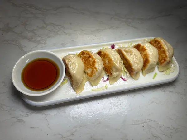 Dumpling Kitchen & Bar07